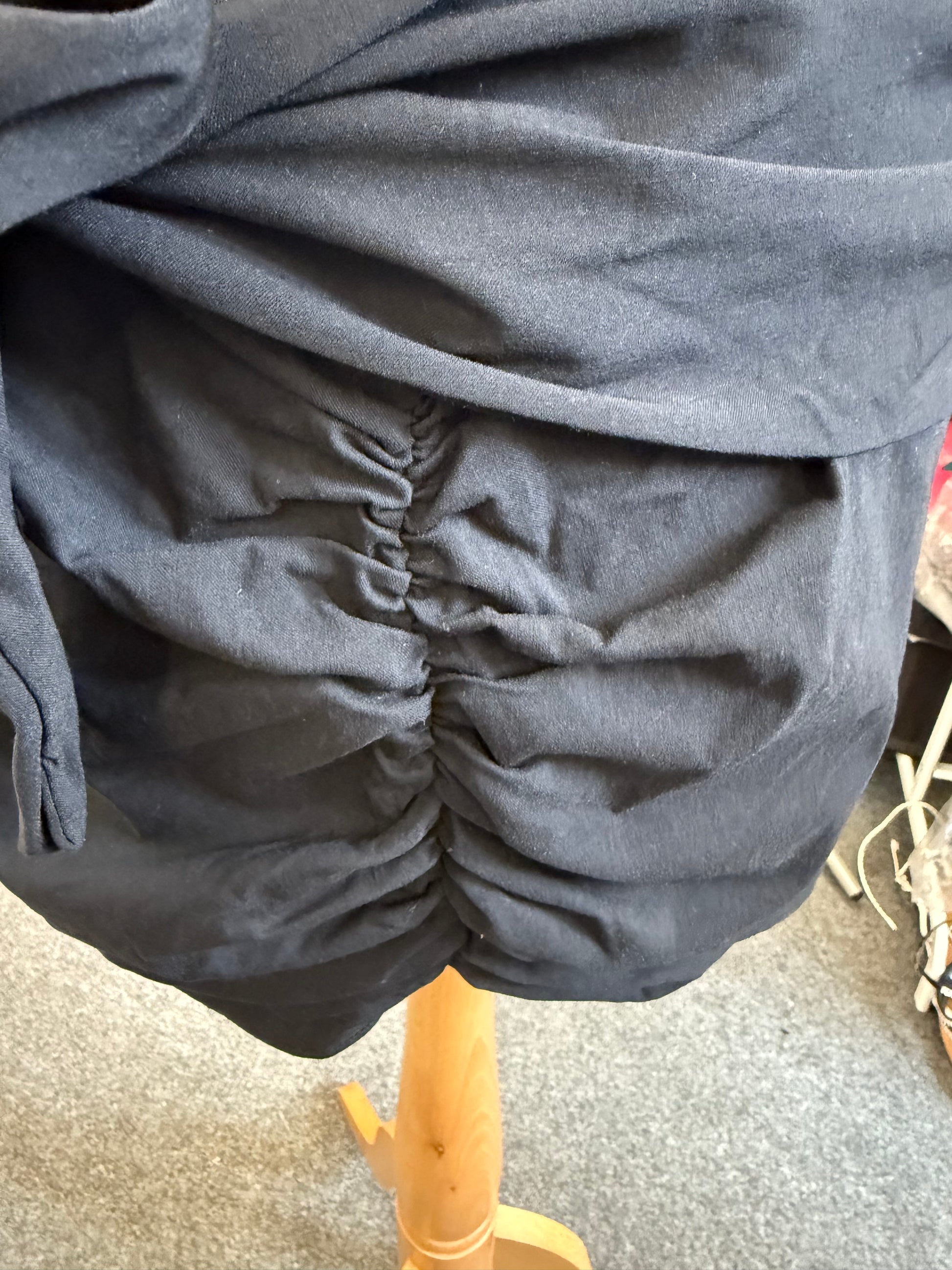 Black rusche tie mini skirt