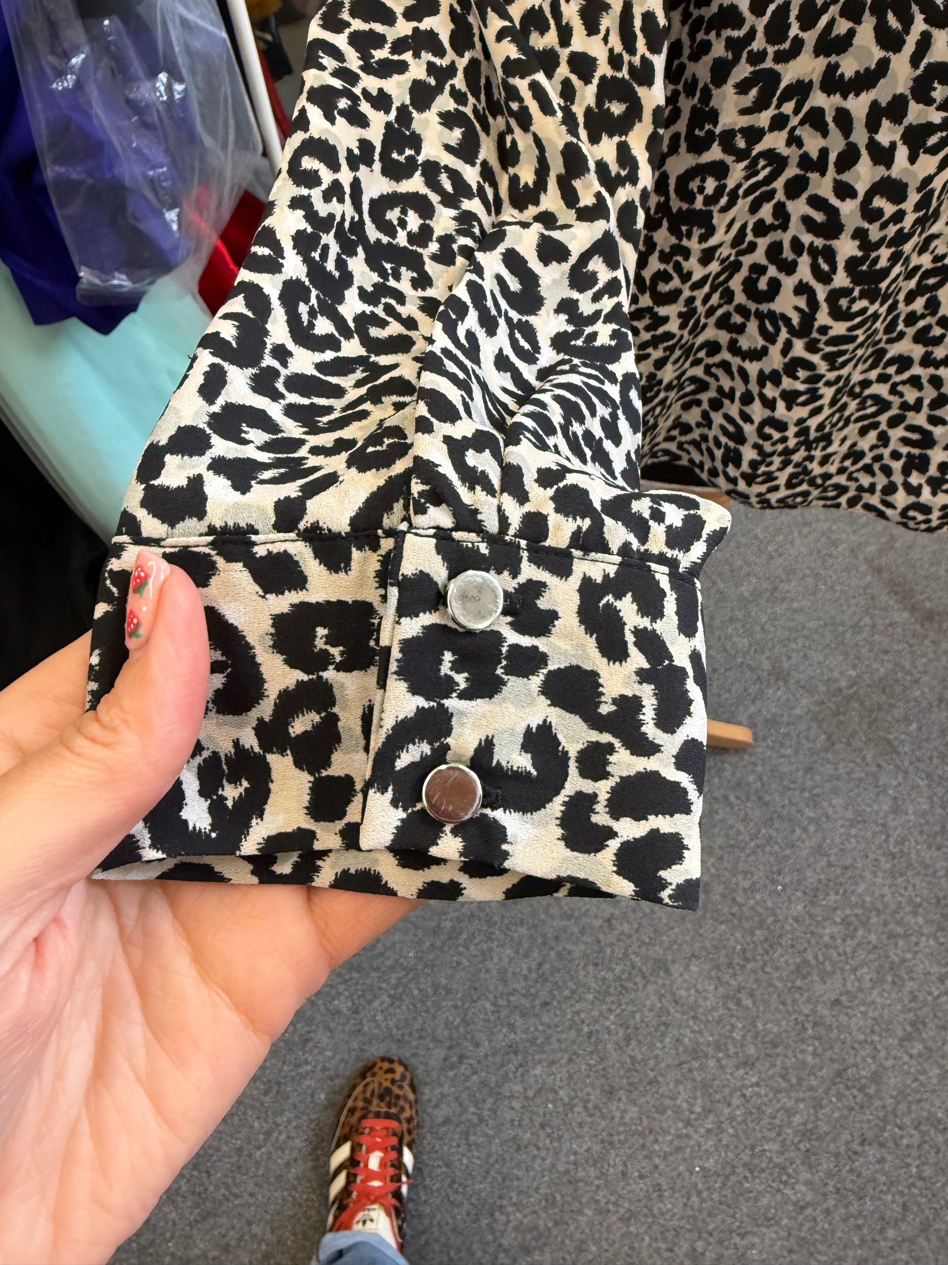 Dorothy Perkins animal print long sleeved blouse