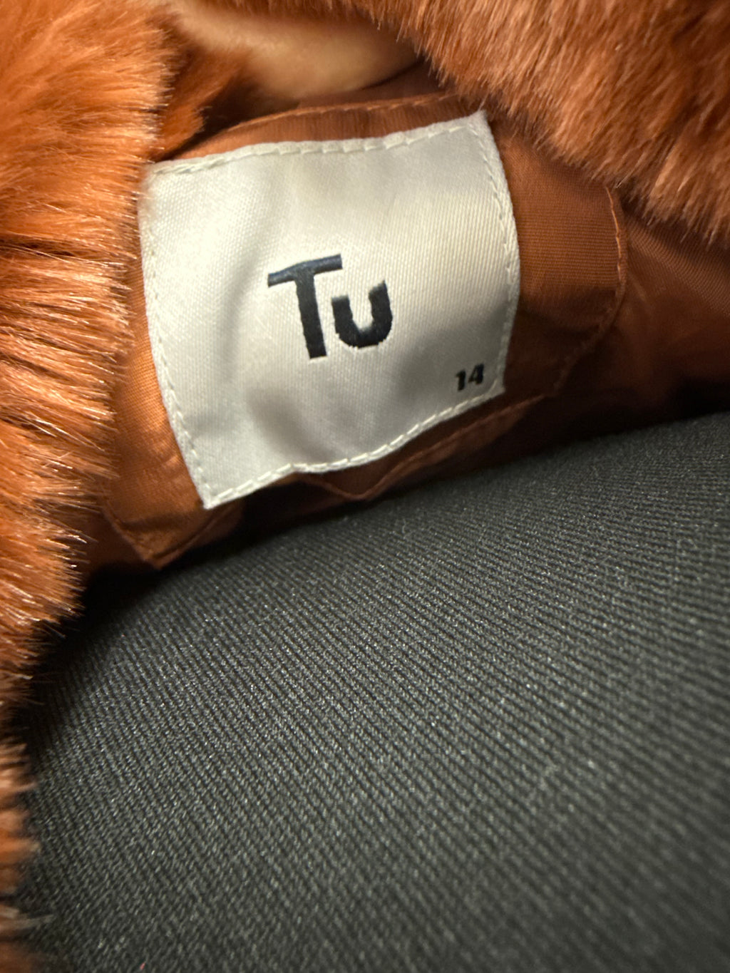 TU brown fur collar padded coat