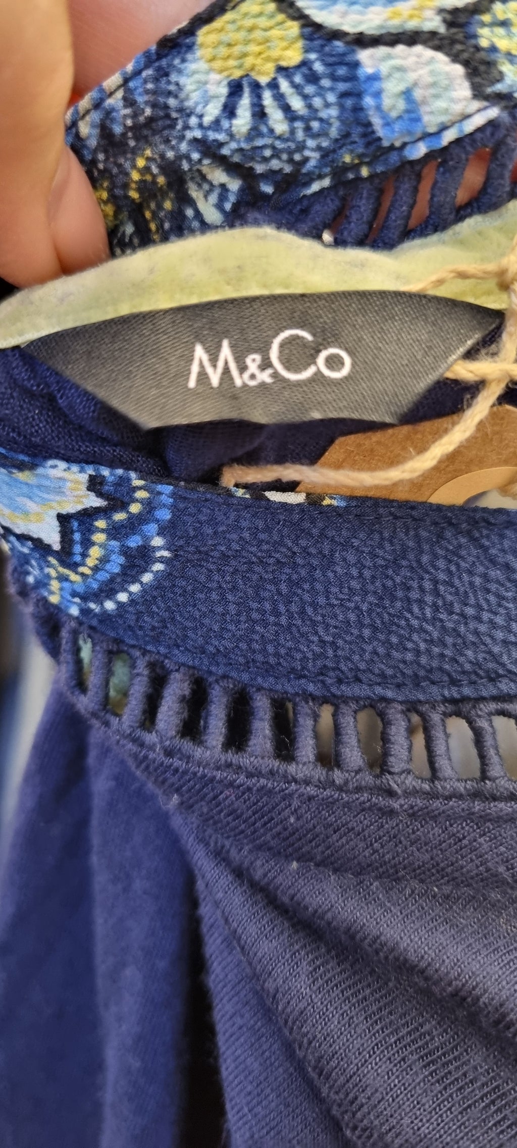 M&Co pattern front top