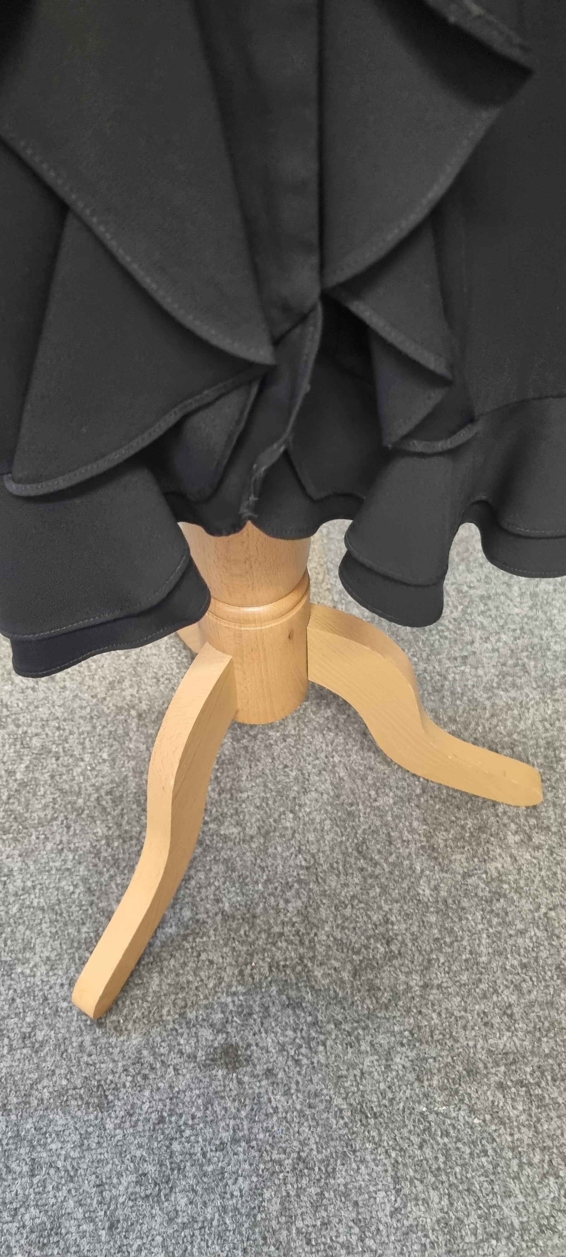 Per Una Speziale black sleeveless frill dress