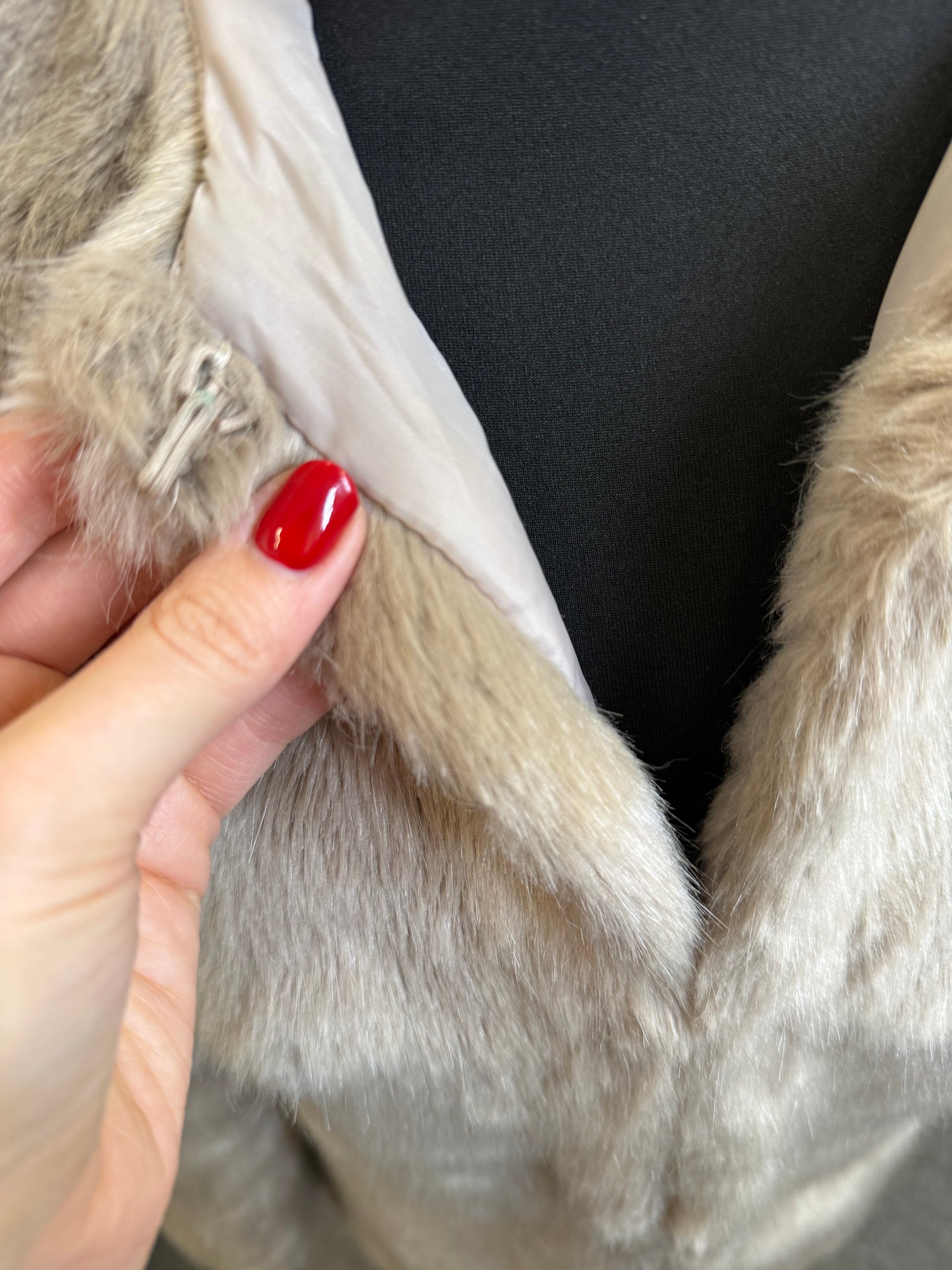 Papaya beige faux fur collarless jacket