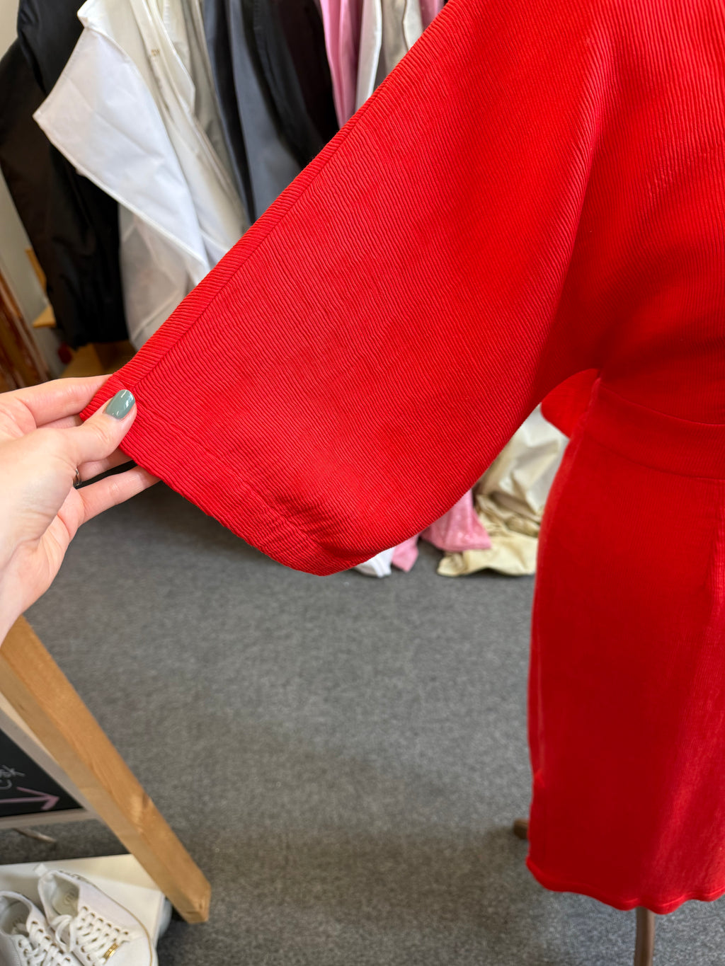 H&M red wide sleeve belted midi dress