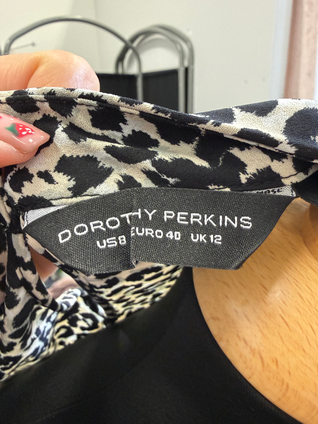 Dorothy Perkins animal print long sleeved blouse