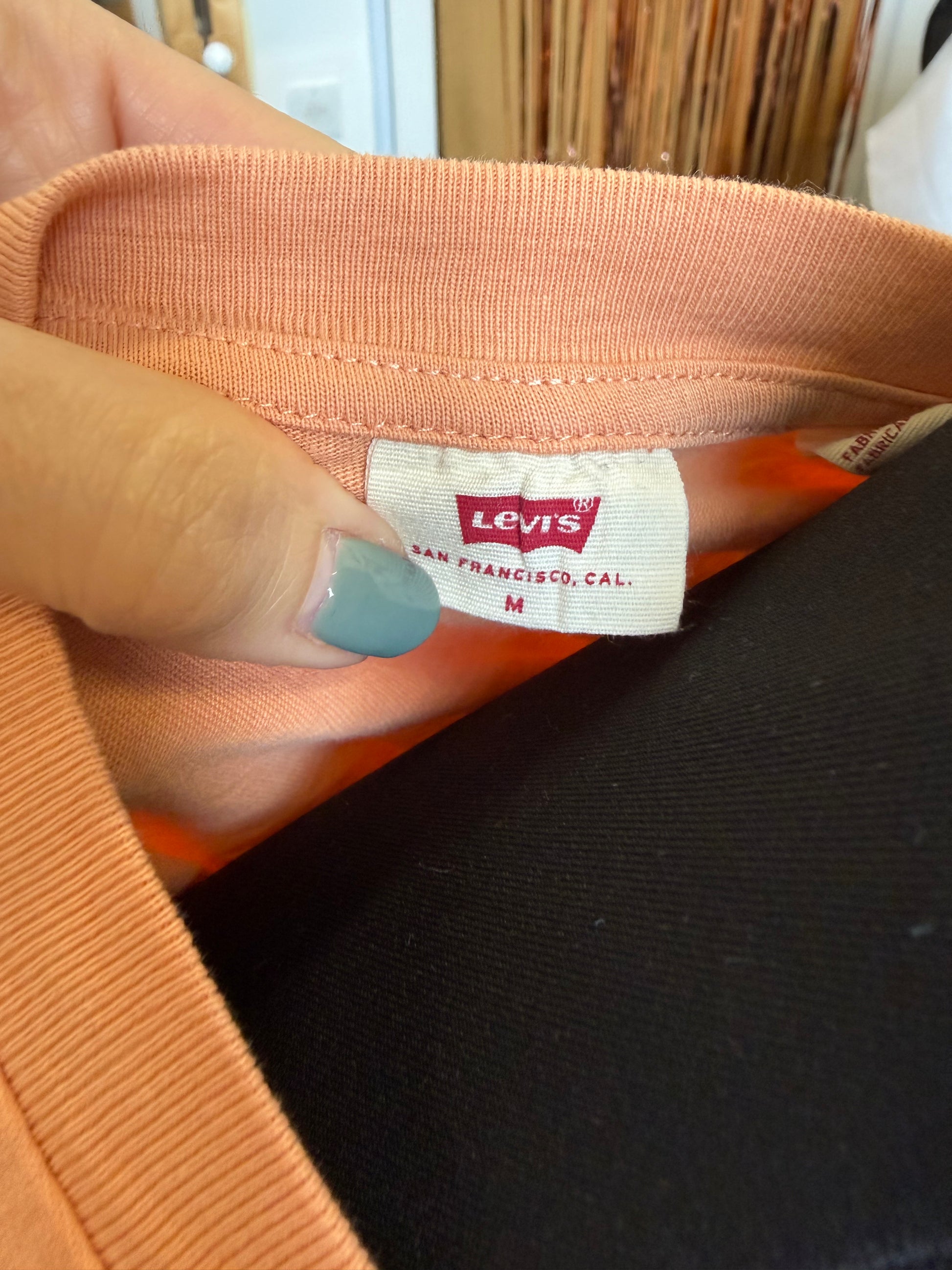 Levi’s peach crop t-shirt