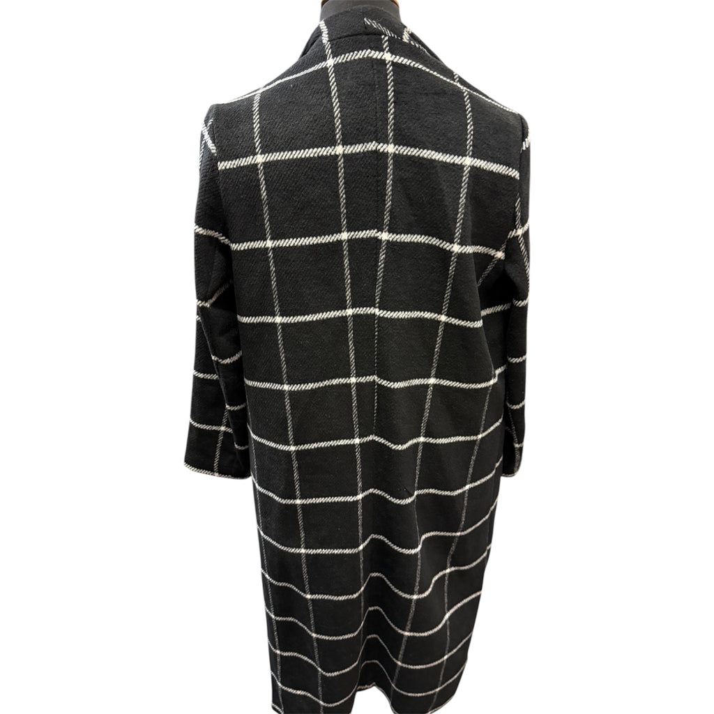 Black and white check lightweight coat