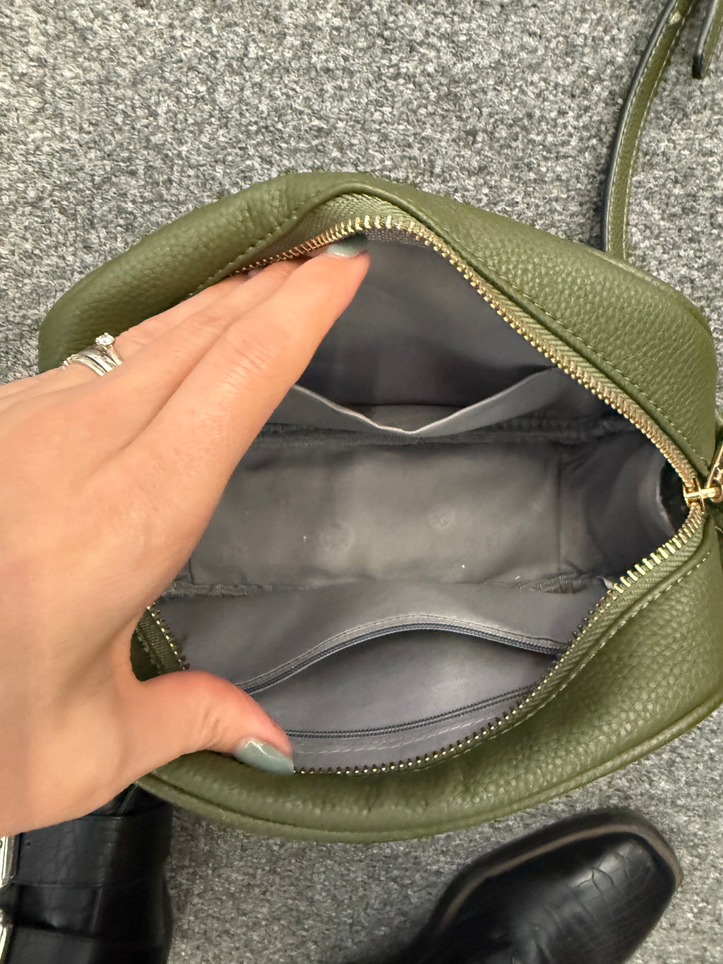 Khaki box crossbody bag