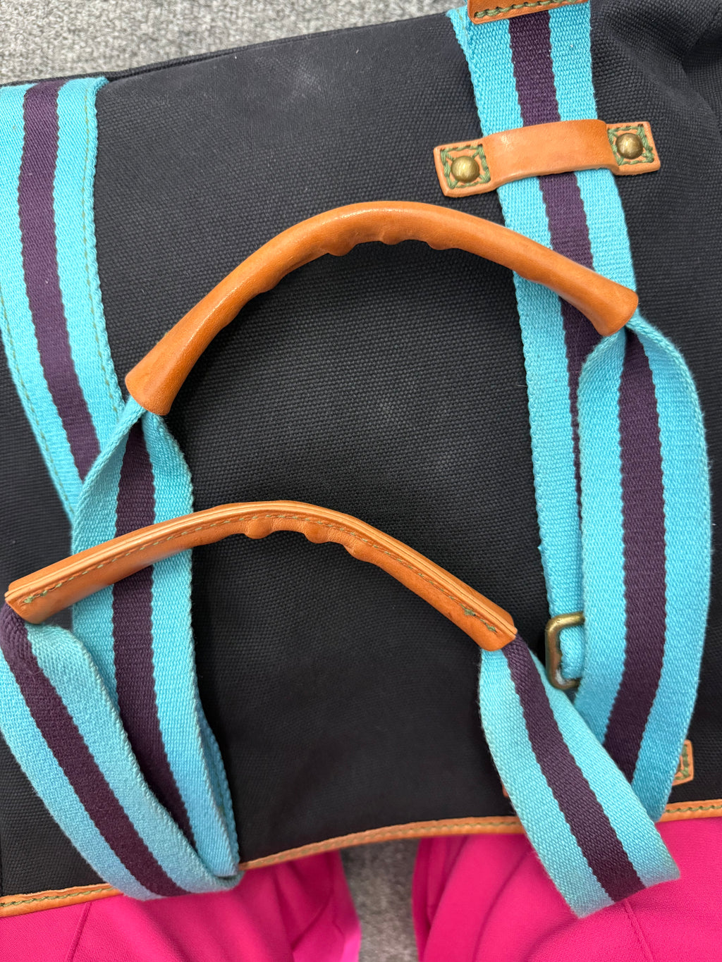 Gap large zip fastening shoulder bag