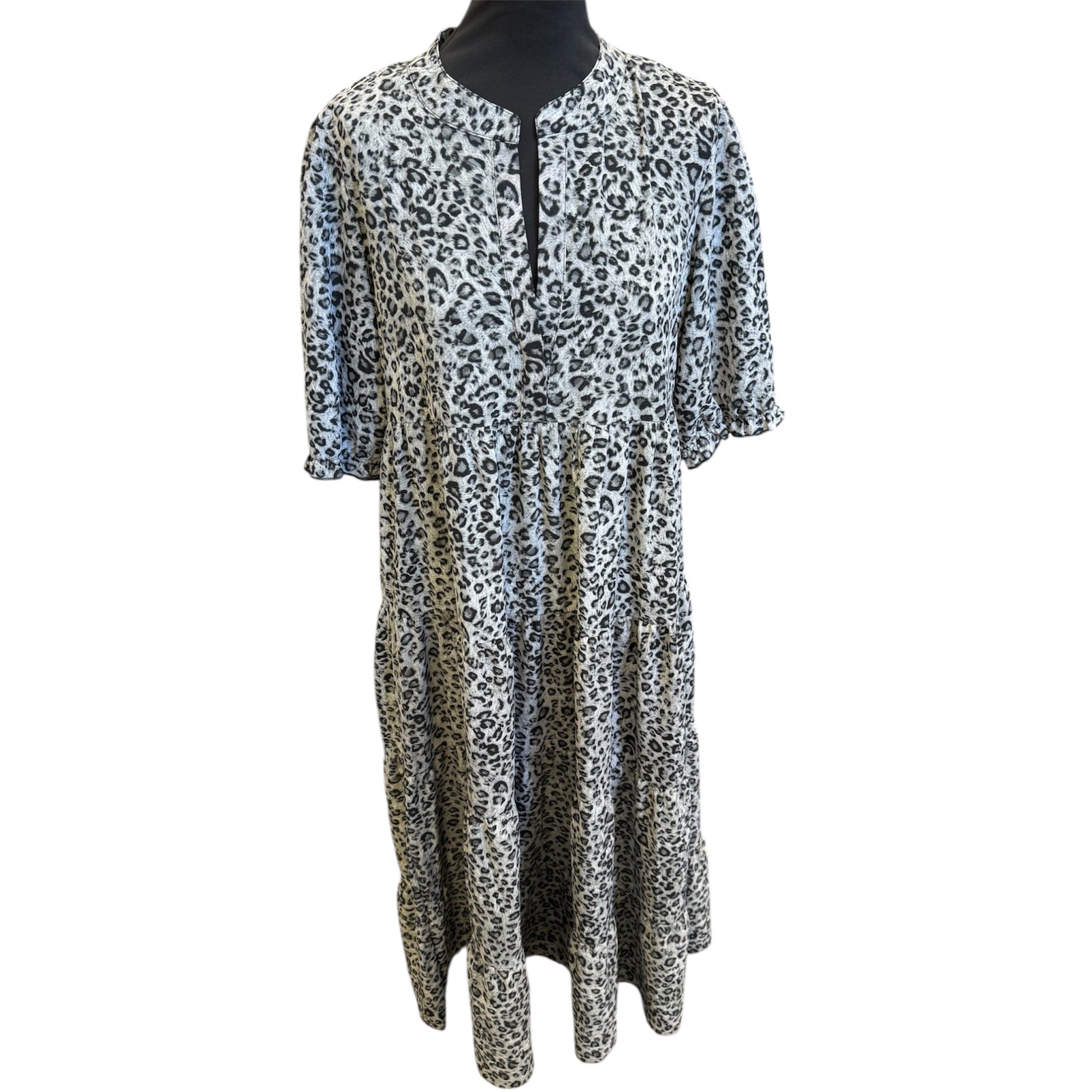 Stella Morgan short sleeved animal maxi dress