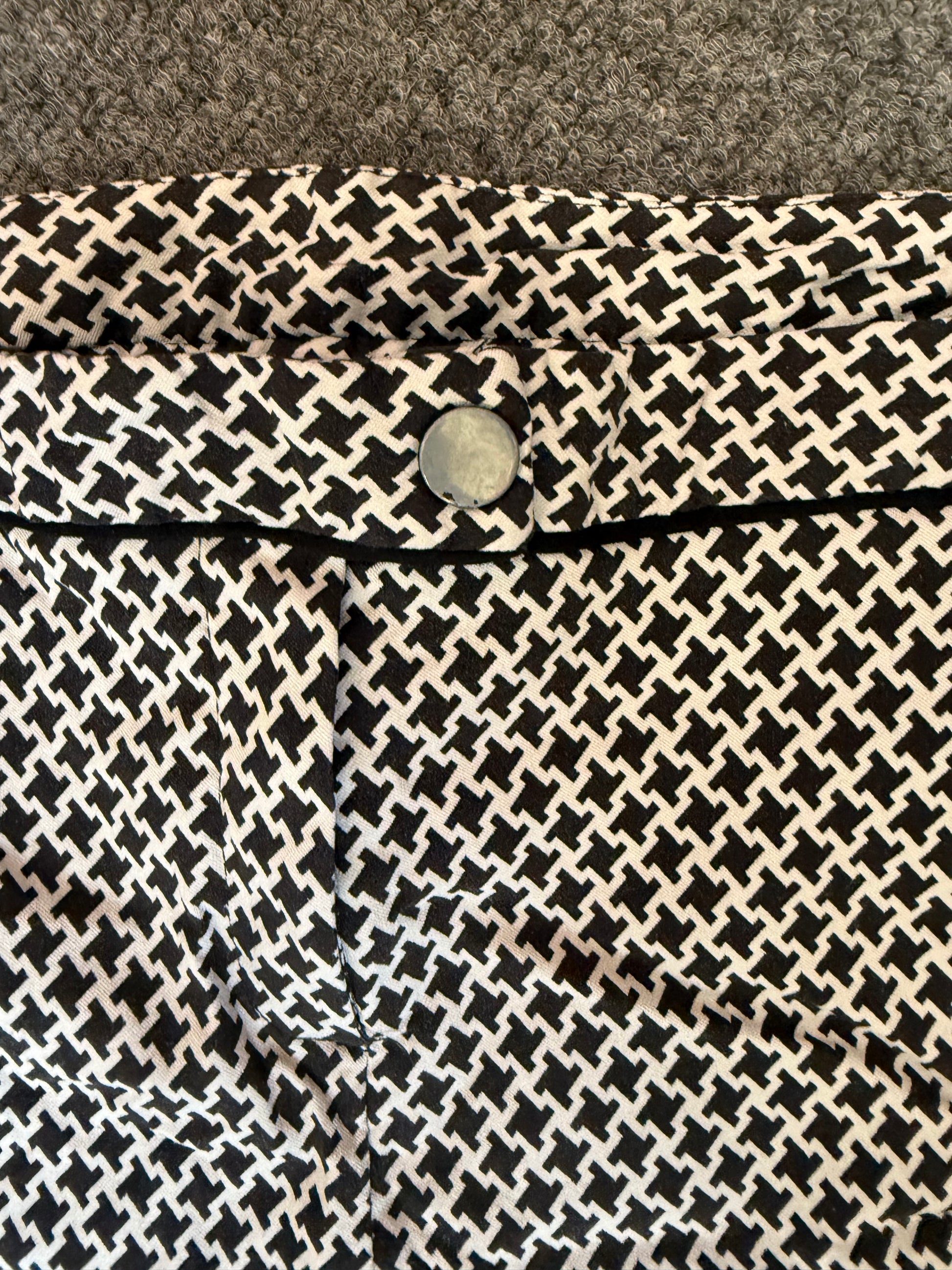 Dorothy Perkins geometric tapered trousers