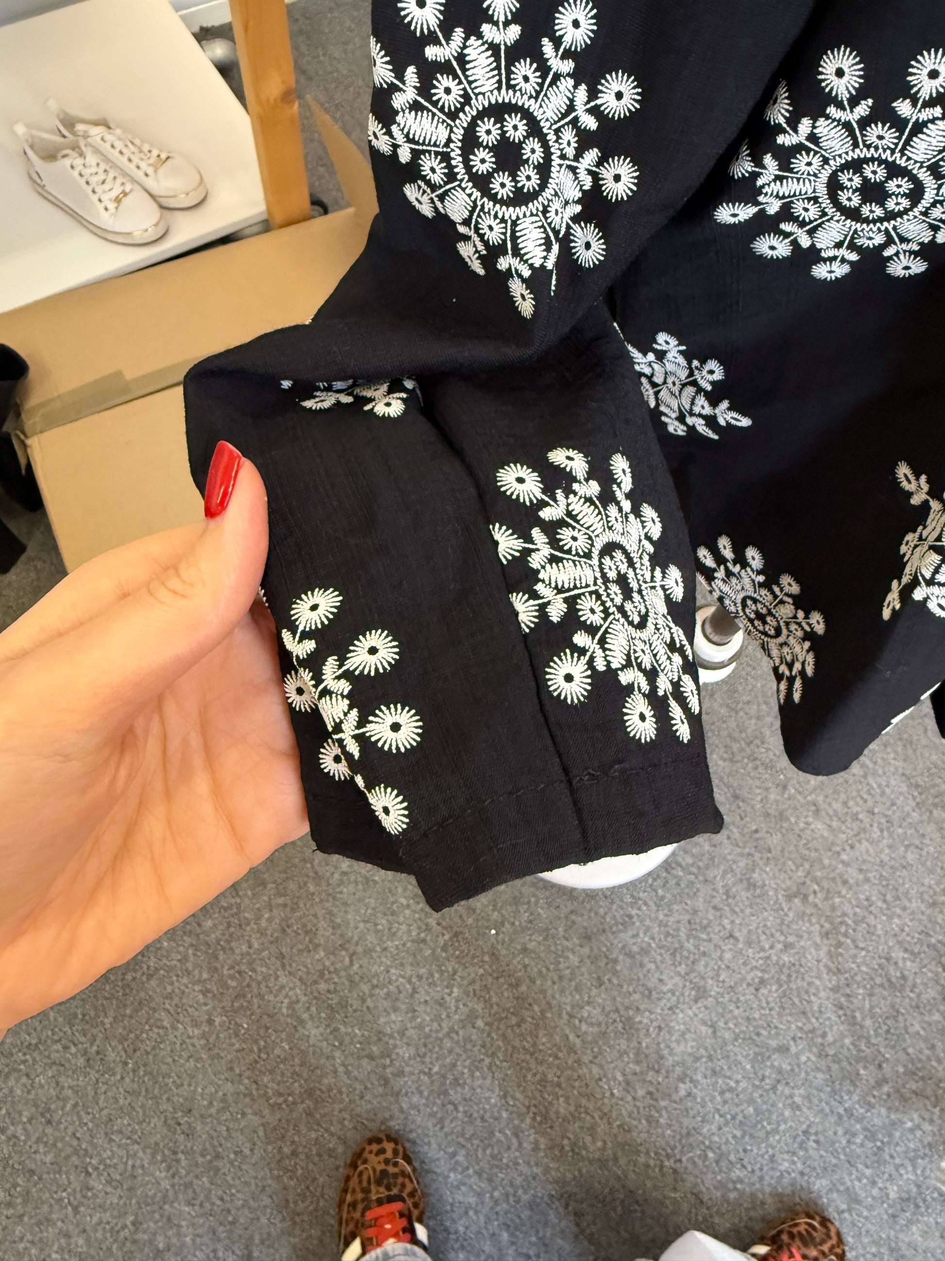 Black and white oversize print blouse