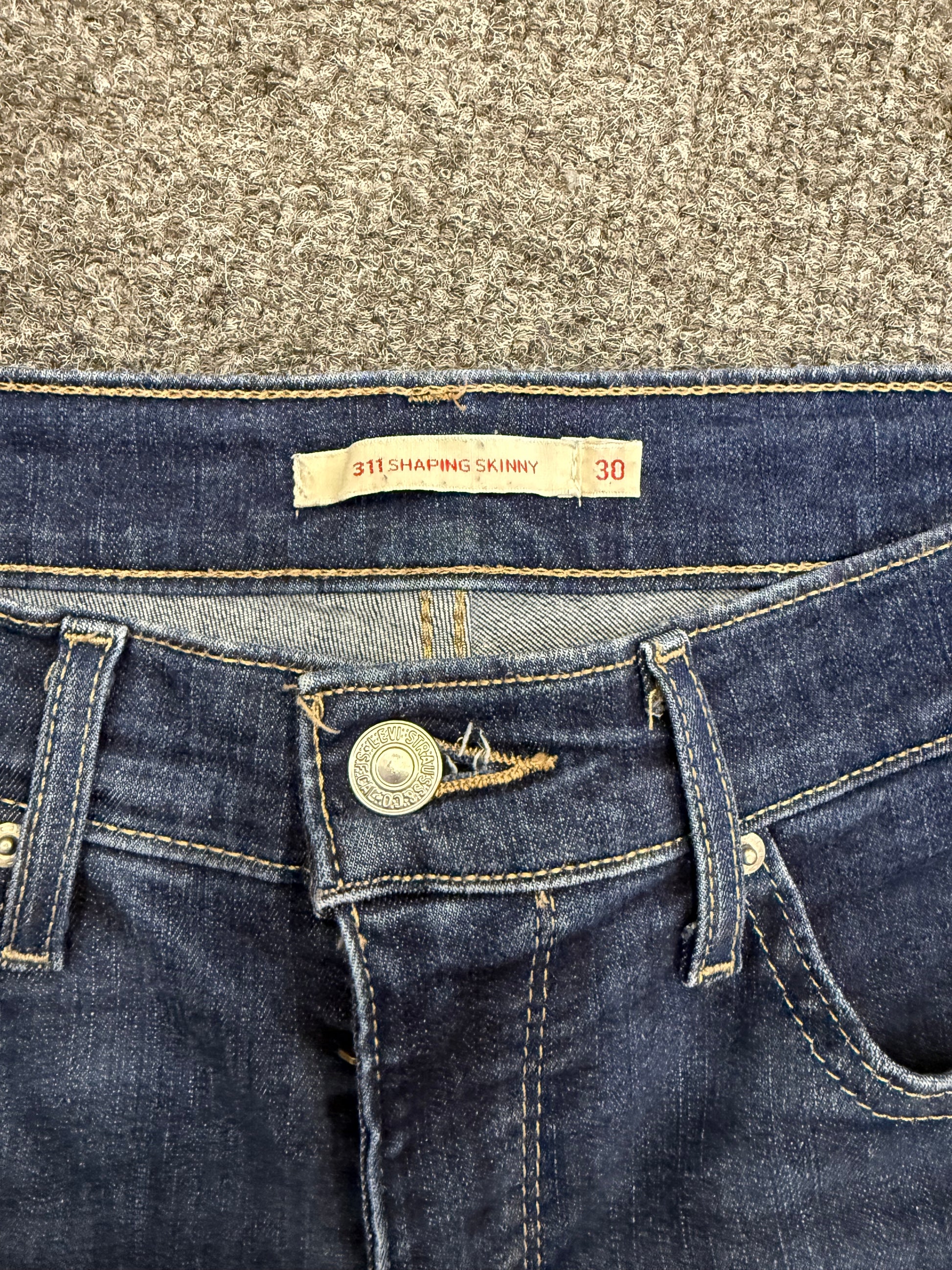 Levi 311 skinny jeans
