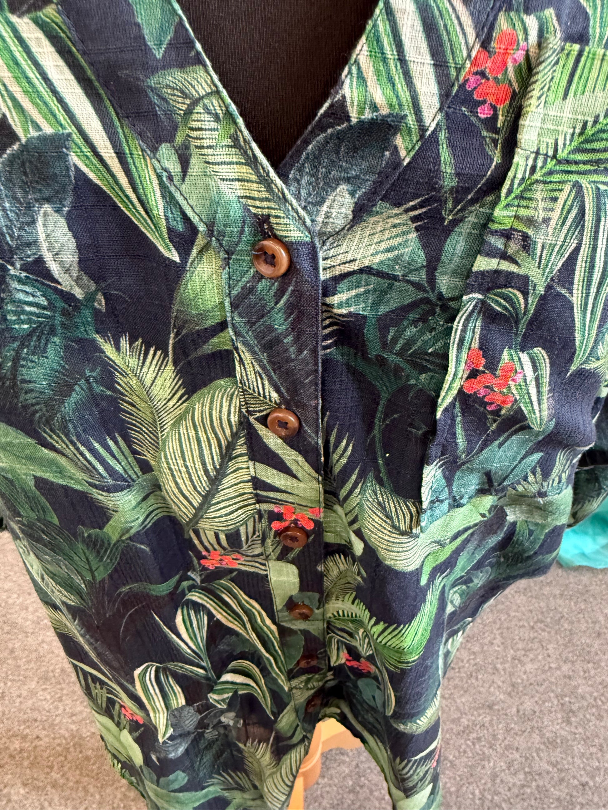 Phase Eight hawaiian print oversize