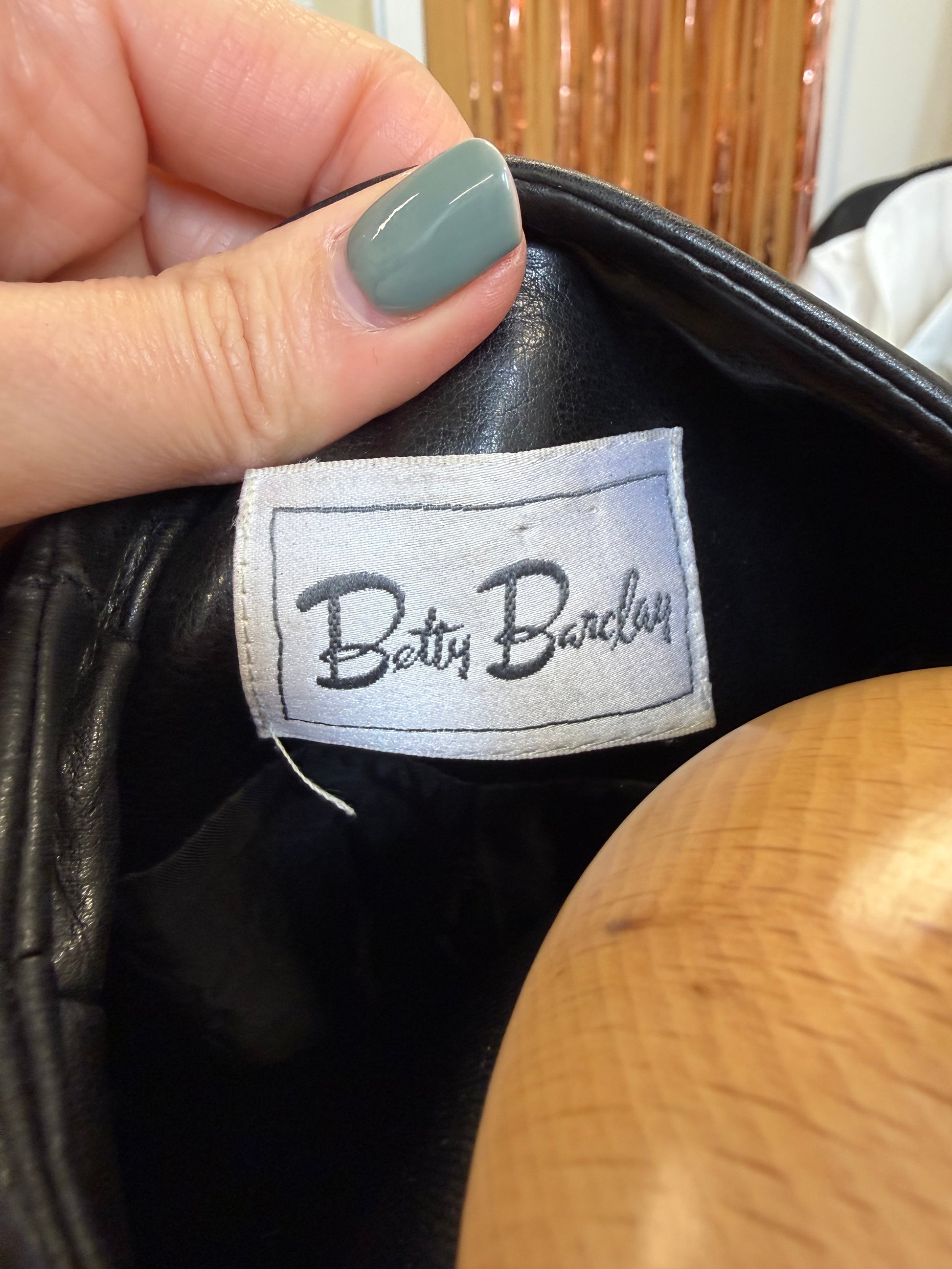 Betty Barclay faux leather collarless jacket