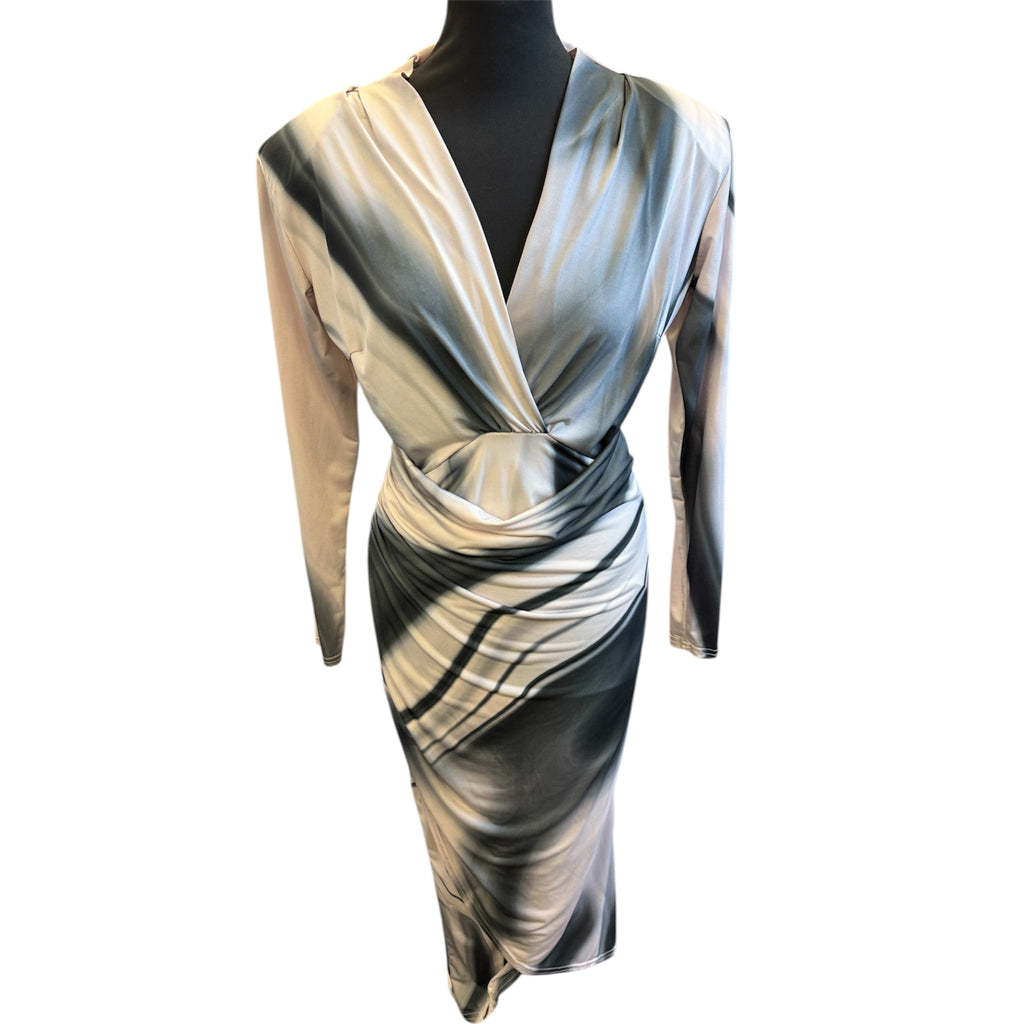 Ax Paris live sleeved occasion dress