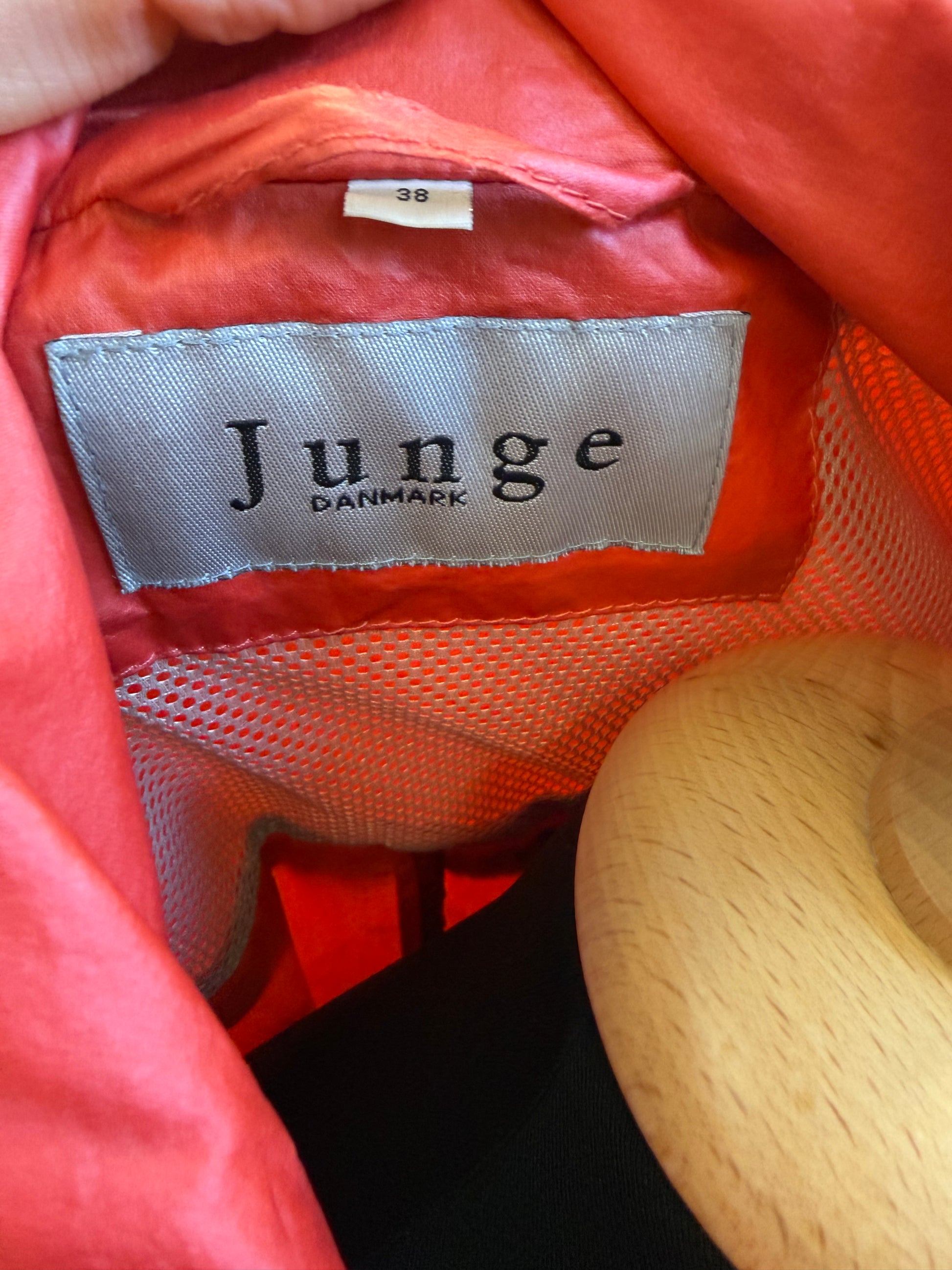 Junge Danmark red raincoat