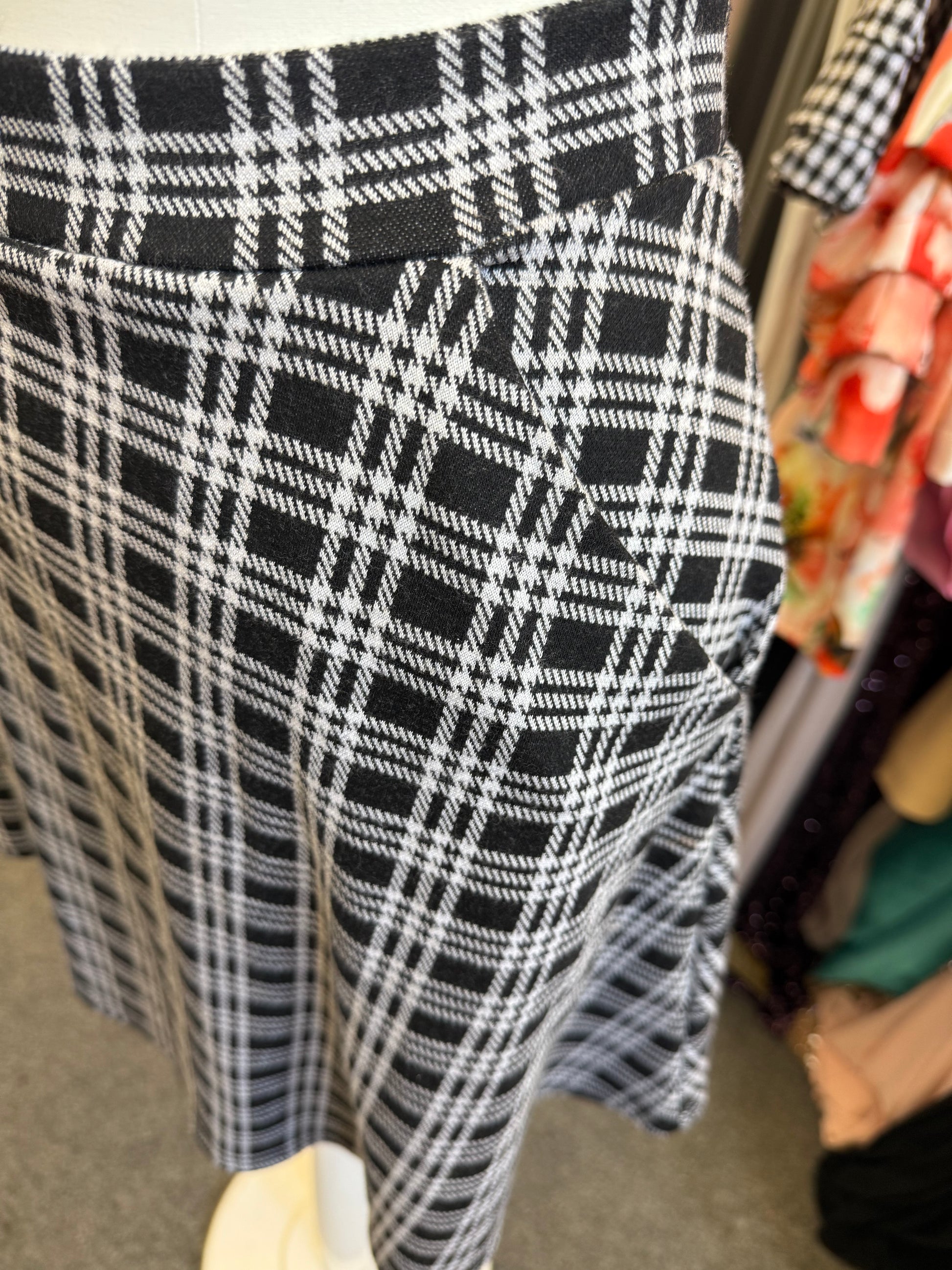 Papaya check mini skirt with pockets