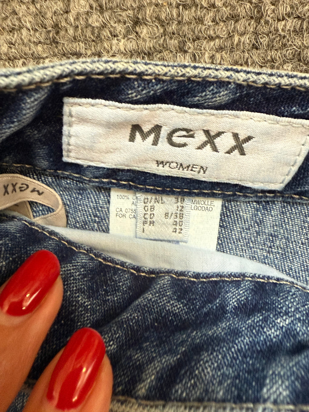 Mexx embroidered bottom straight jeans